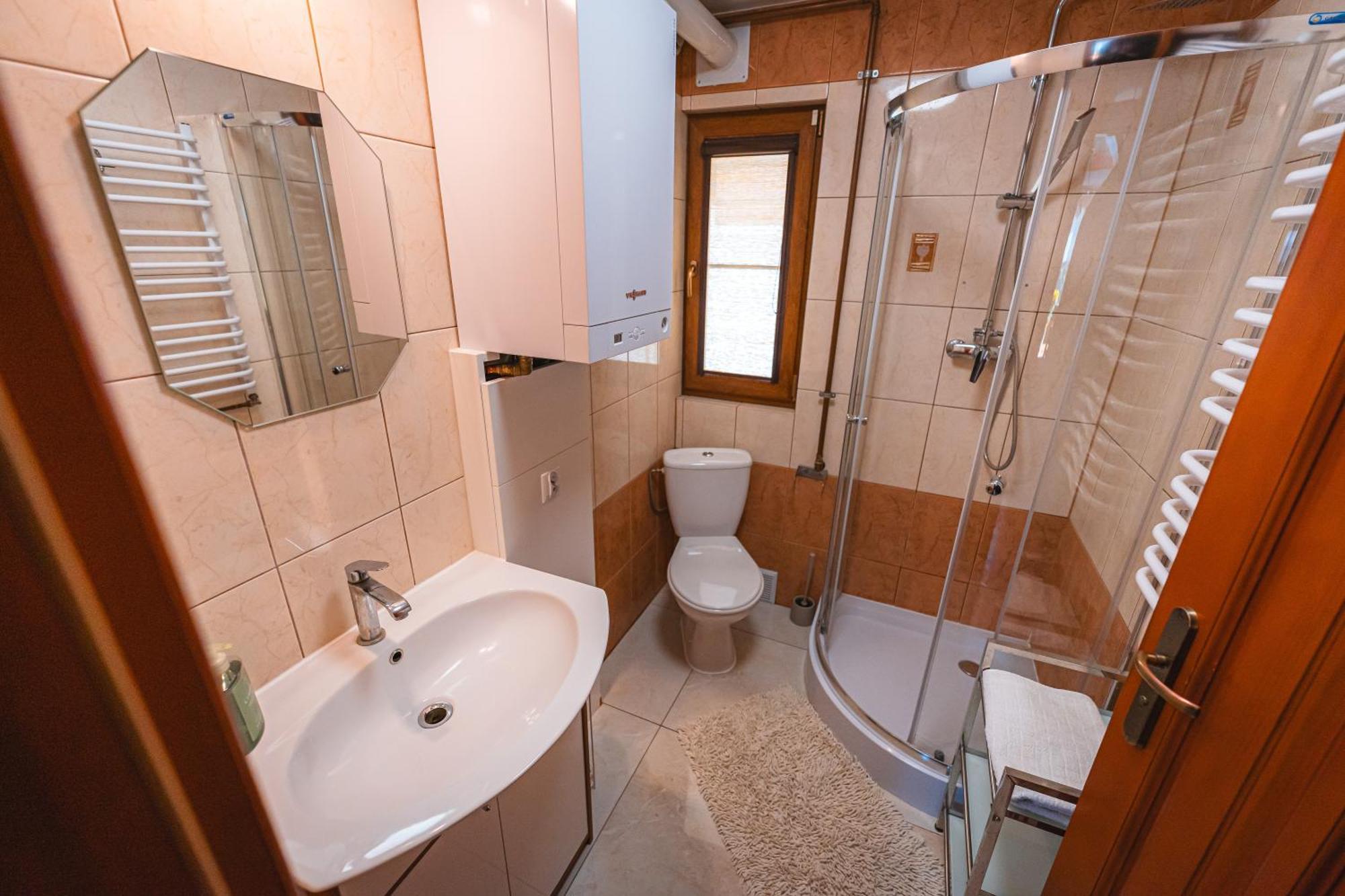 Bug Na Skarpie - Domek Wypoczynkowy Z Jacuzzi I Kominkiem Drohiczyn Kültér fotó