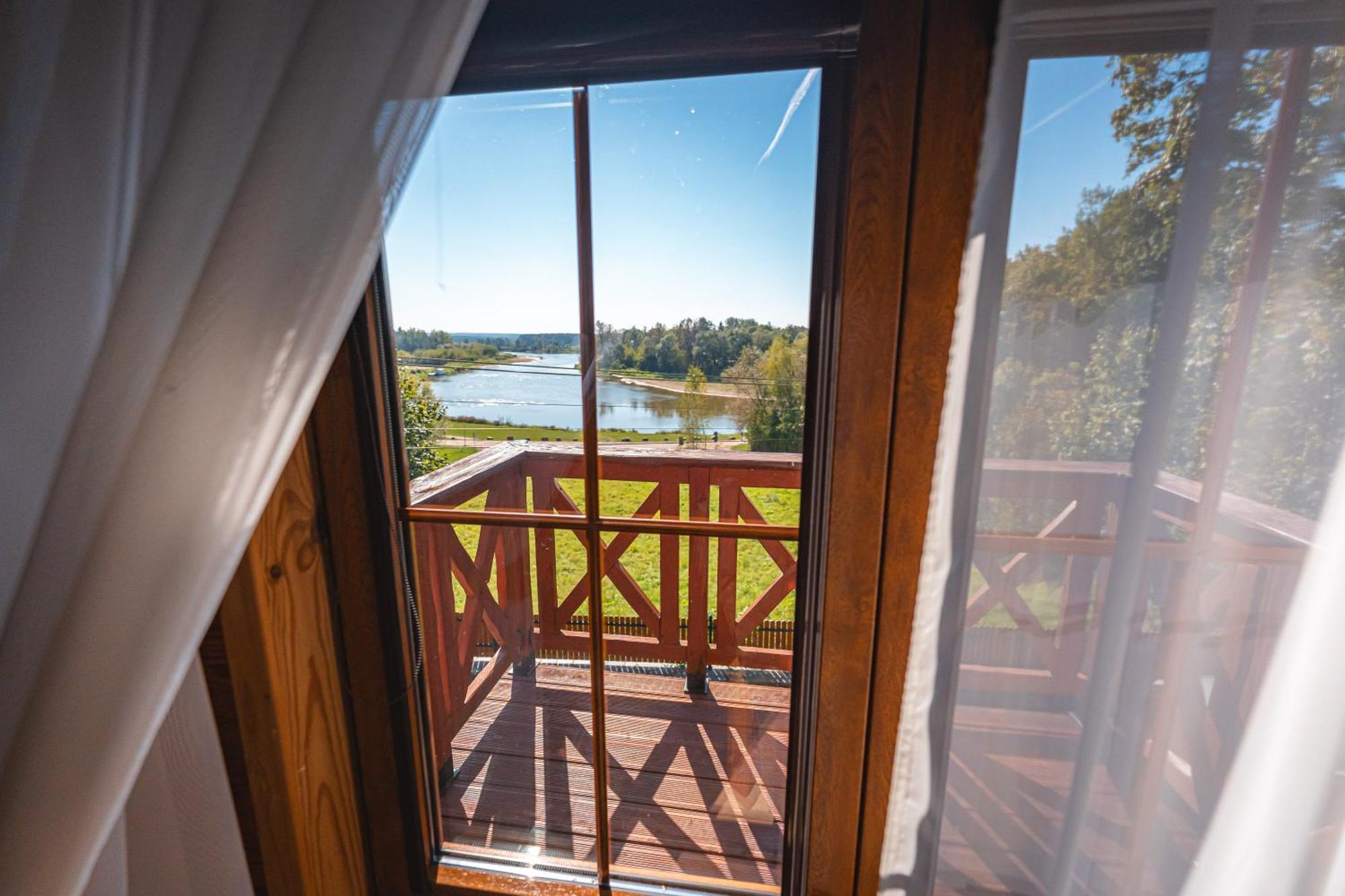 Bug Na Skarpie - Domek Wypoczynkowy Z Jacuzzi I Kominkiem Drohiczyn Kültér fotó